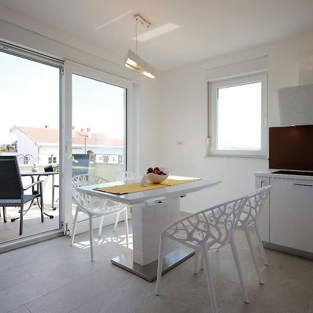 Apartmani Judita Pinezići Extérieur photo