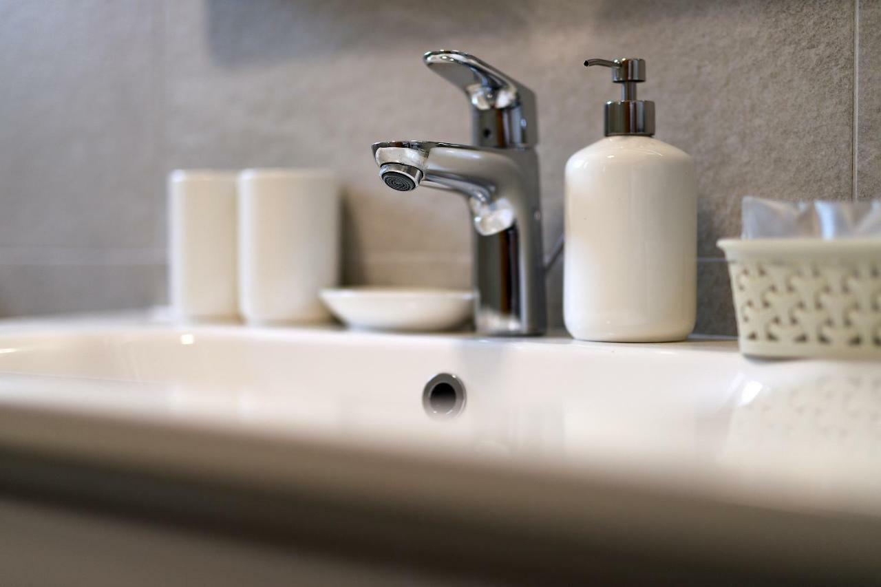 Apartmani Judita Pinezići Extérieur photo