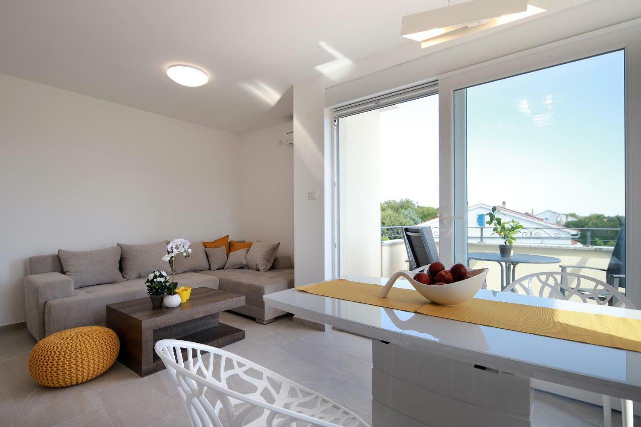 Apartmani Judita Pinezići Extérieur photo