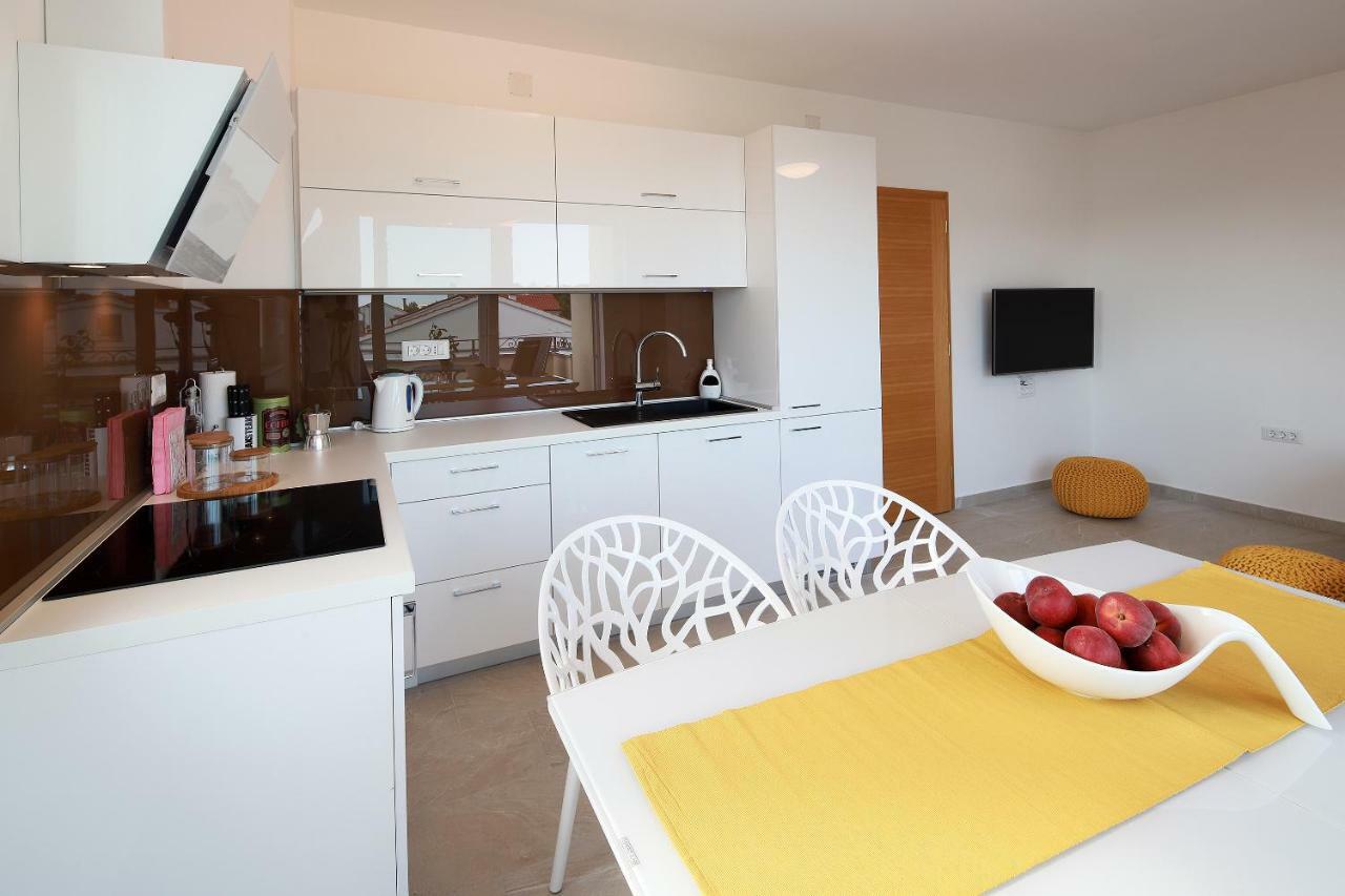 Apartmani Judita Pinezići Extérieur photo