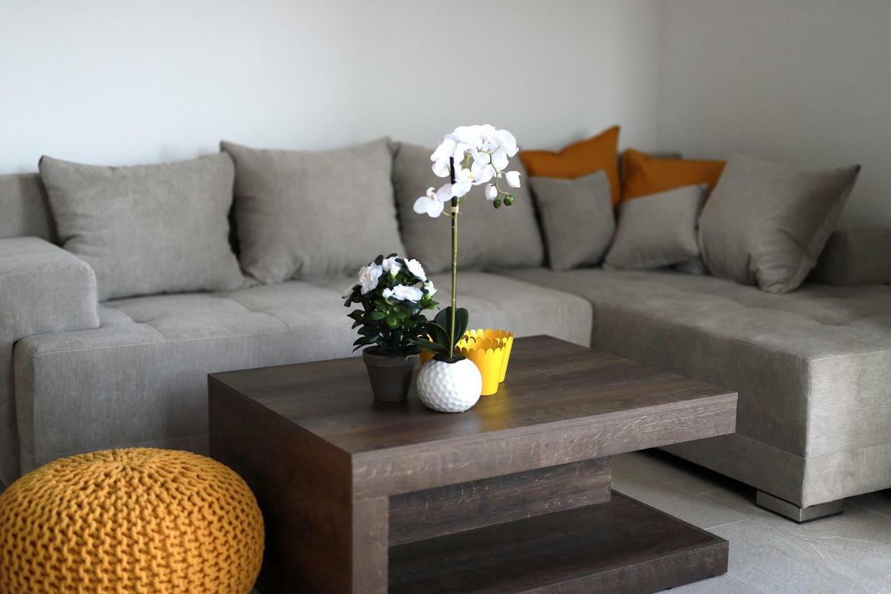 Apartmani Judita Pinezići Extérieur photo
